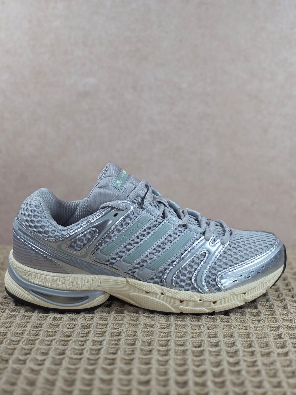 Adidas Adistar Control 5 W Women’s 9.5 Grey White Coral – Brand New